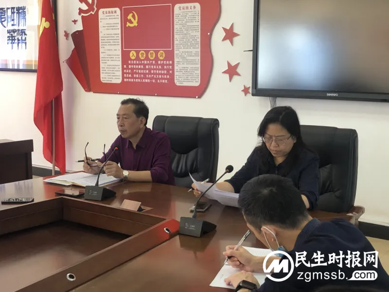 减负提质促学习——记高三年级学生座谈会 减负提质促学习——记高三年级学生座谈会