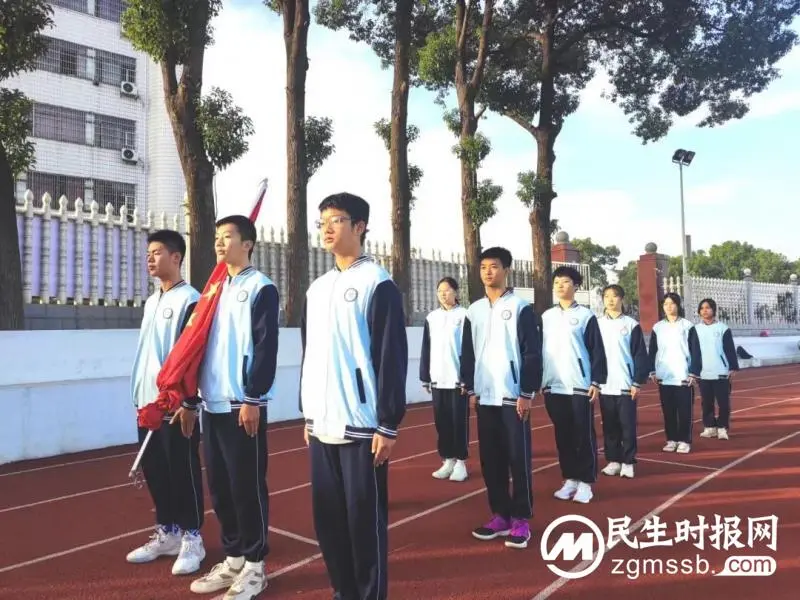 青春无畏 运动同行//湘潭市三中第67届田径运动会圆满落幕 青春无畏 运动同行//湘潭市三中第67届田径运动会圆满落幕