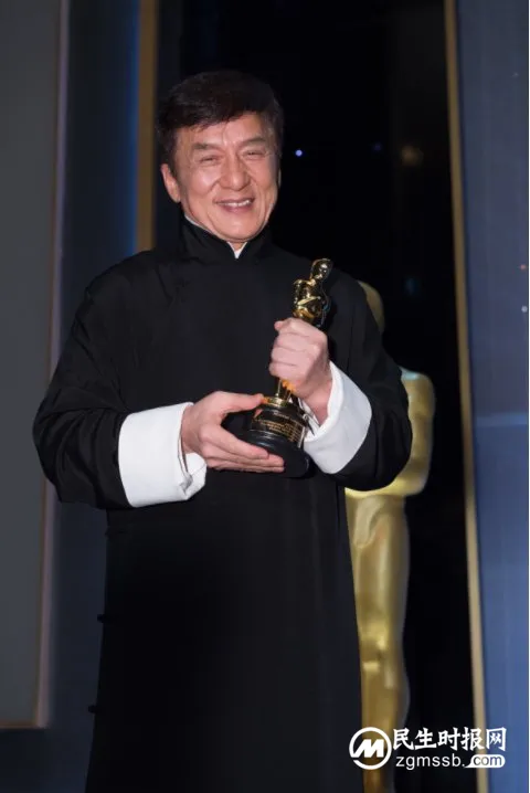 会功夫的潮玩:成龙60年Q萌手办来袭 会功夫的潮玩:成龙60年Q萌手办来袭