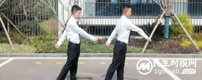 细节处见真章!直击城发物业集团案场服务现场 细节处见真章!直击城发物业集团案场服务现场
