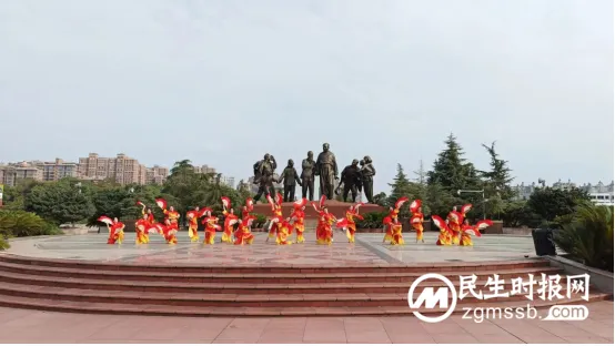 湘潭市广场舞协会党支部组织党员学习贯彻党的二十大精神开展“一课一片一实践”特色活动见成效