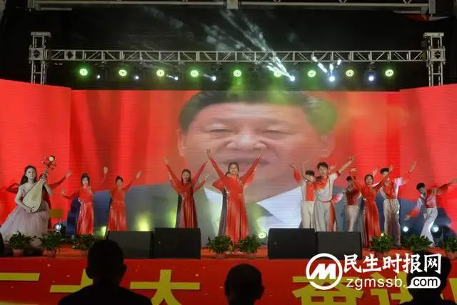 湘潭凤凰中学2022年校园体育文化节隆重开幕 湘潭凤凰中学2022年校园体育文化节隆重开幕