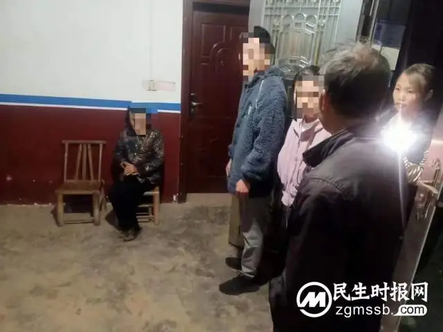 【喜迎二十大 忠诚保平安】莲乡民警助力回家 秋风虽冷情暖人心