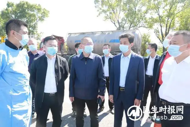 时时放心不下！向敏率队赴岳塘区督导这项工作