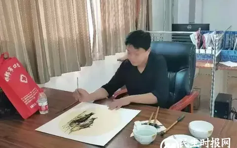 书画笔会迎国庆 丹青翰墨写华章  天天鲜超市喜迎国庆暨中原归藏书画院名家联谊会