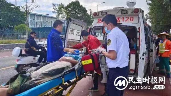 昆明海埂大坝人员落水 消防紧急救援