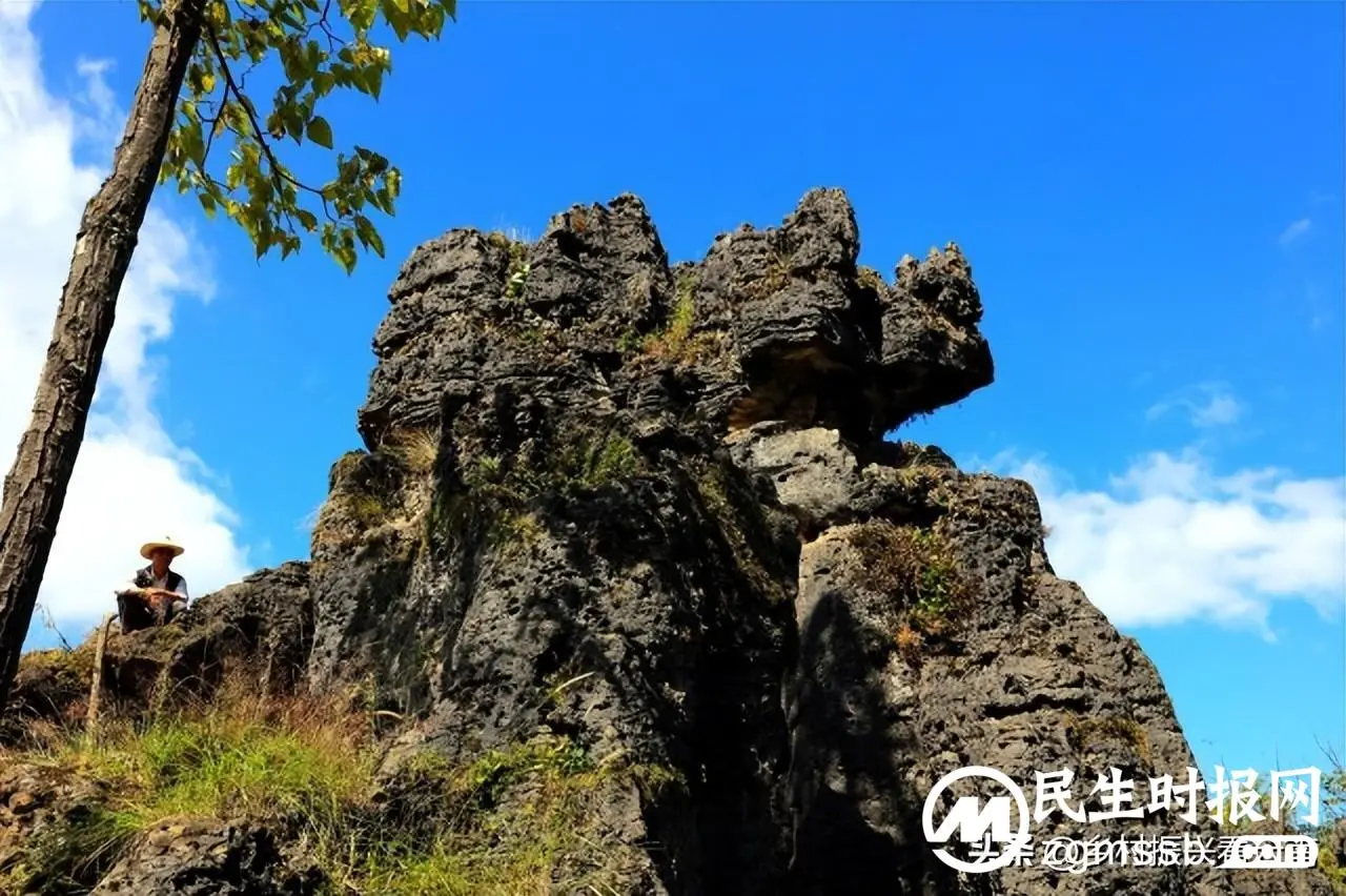鲁甸乐红小石林 身居山中藏美景