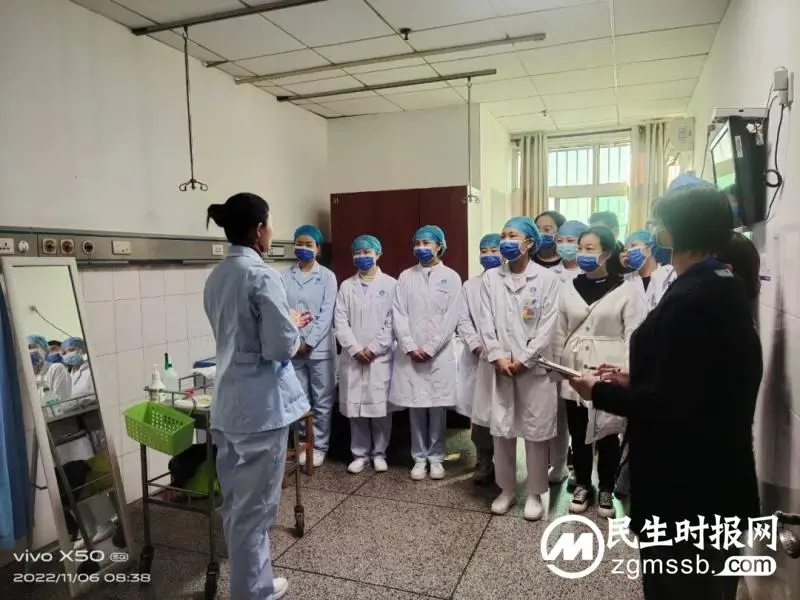 湘潭县人民医院组织湘潭县方舱医院储备工作人员培训 湘潭县人民医院组织湘潭县方舱医院储备工作人员培训