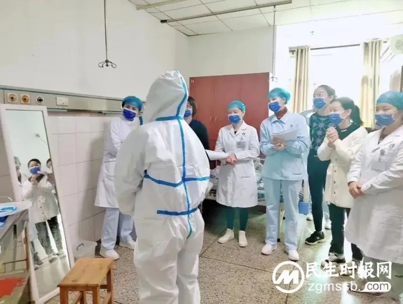 湘潭县人民医院组织湘潭县方舱医院储备工作人员培训 湘潭县人民医院组织湘潭县方舱医院储备工作人员培训