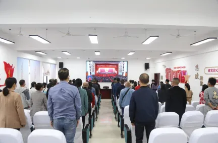 湘潭市工贸中专深入学习宣传党的二十大精神