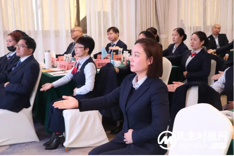 湘潭天易农商银行：举办优质文明服务专题培训