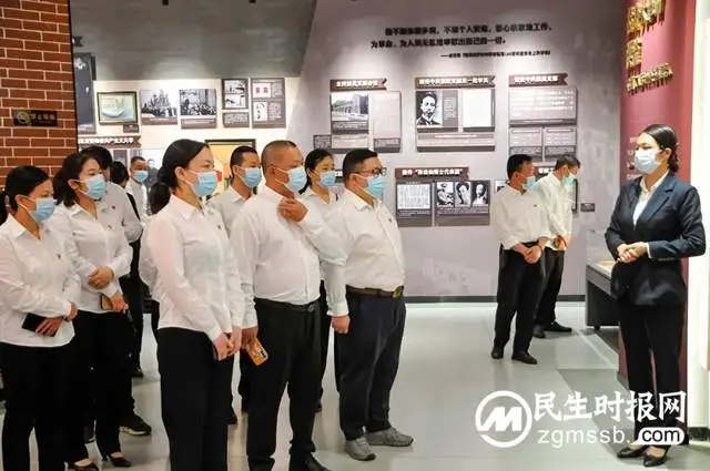 湘潭县疾控中心党支部第二党小组开展“学习二十大,永远跟党走,奋进新征程”专题学习讨论活动