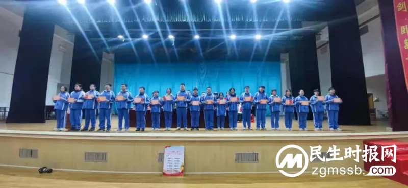 心系母校,共创未来|2022年度“88校友奖学金”发放总结 心系母校,共创未来|2022年度“88校友奖学金”发放总结