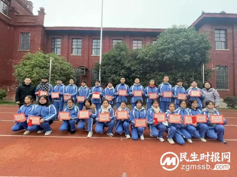 心系母校,共创未来|2022年度“88校友奖学金”发放总结 心系母校,共创未来|2022年度“88校友奖学金”发放总结