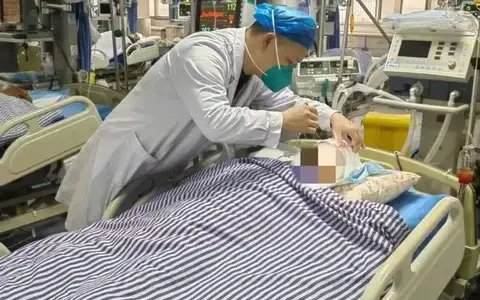 我是党员我先上！——外科重症新冠患者定点收治病房里的医者担当