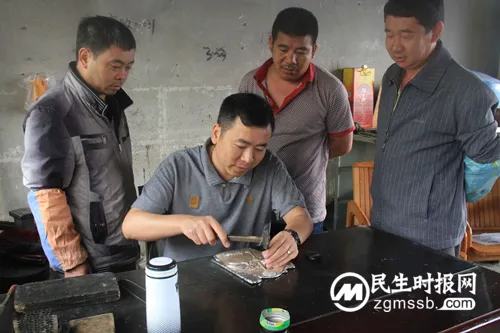 壮族“银匠”陆诚的从艺之路