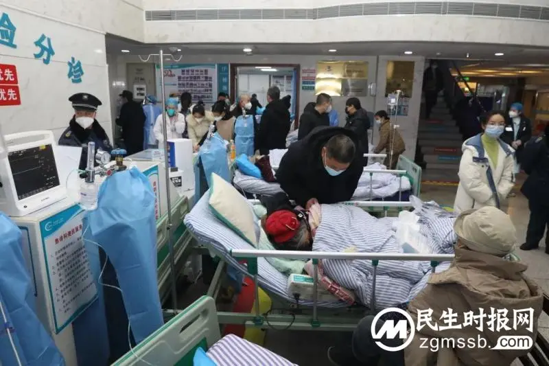 湘潭市中心医院急诊科:不寻常的跨年夜、不一般的第一天 湘潭市中心医院急诊科:不寻常的跨年夜、不一般的第一天