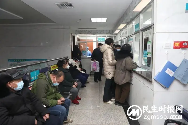 湘潭市中心医院急诊科:不寻常的跨年夜、不一般的第一天 湘潭市中心医院急诊科:不寻常的跨年夜、不一般的第一天