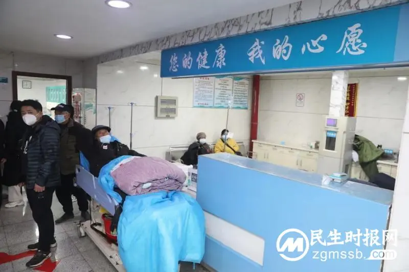湘潭市中心医院急诊科:不寻常的跨年夜、不一般的第一天 湘潭市中心医院急诊科:不寻常的跨年夜、不一般的第一天