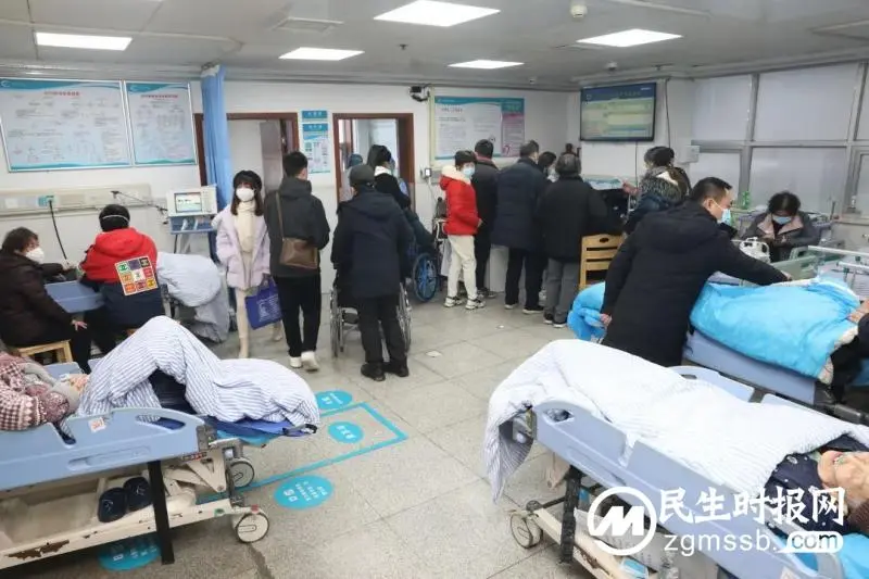 湘潭市中心医院急诊科:不寻常的跨年夜、不一般的第一天 湘潭市中心医院急诊科:不寻常的跨年夜、不一般的第一天