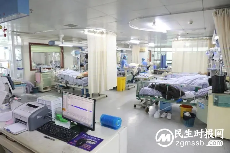 湘潭市中心医院急诊科:不寻常的跨年夜、不一般的第一天 湘潭市中心医院急诊科:不寻常的跨年夜、不一般的第一天