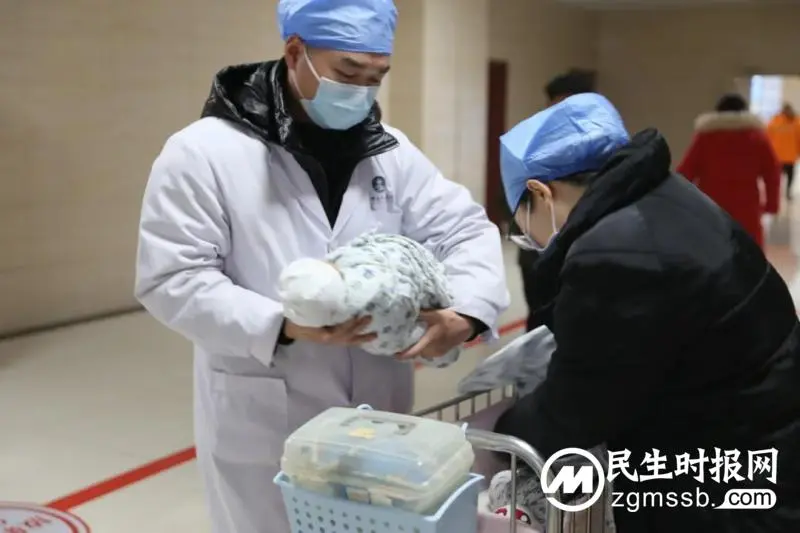 湘潭县人民医院全力以赴、多措并举筑牢健康防线 湘潭县人民医院全力以赴、多措并举筑牢健康防线