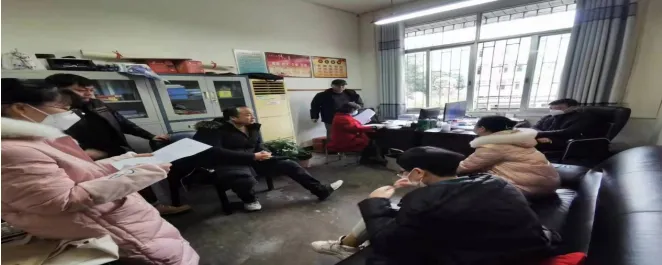 初心如炬照前路，信念如磐启新程 ——湘潭市二中党委召开2022年度组织生活会暨“双述双评”工作会议