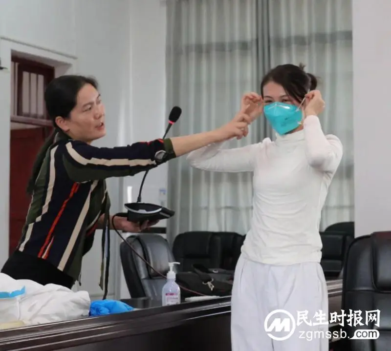【中医·医者红】坚守防控阵地，筑牢院感防线——小记湘潭市中医医院感控科冯检科长和优秀的感控团队