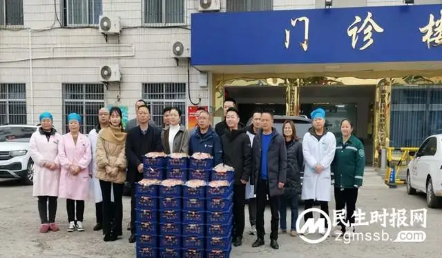青山桥镇领导走访慰问镇卫生院防疫一线医务人员