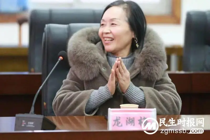 无悔三尺情，浓浓惜别意——湘潭市一中举行2022年度退休教师欢送会