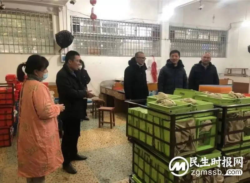 【春运进行时】交运人用行动温暖回家路 【春运进行时】交运人用行动温暖回家路
