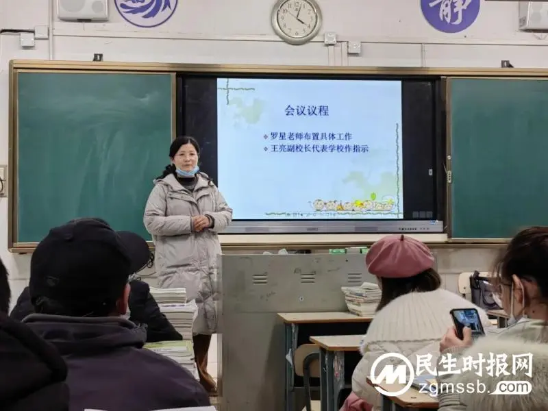 稳健扎实方能滴水穿石 ——潭中高二年级开学工作纪实 稳健扎实方能滴水穿石 ——潭中高二年级开学工作纪实