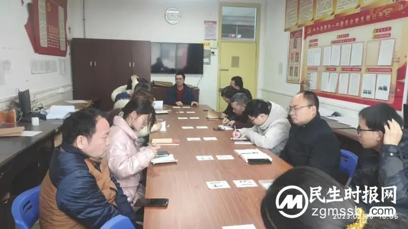稳健扎实方能滴水穿石 ——潭中高二年级开学工作纪实 稳健扎实方能滴水穿石 ——潭中高二年级开学工作纪实