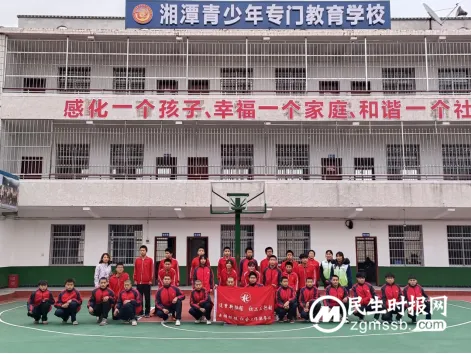 “法制大课堂”呵护“童”行路 “法制大课堂”呵护“童”行路