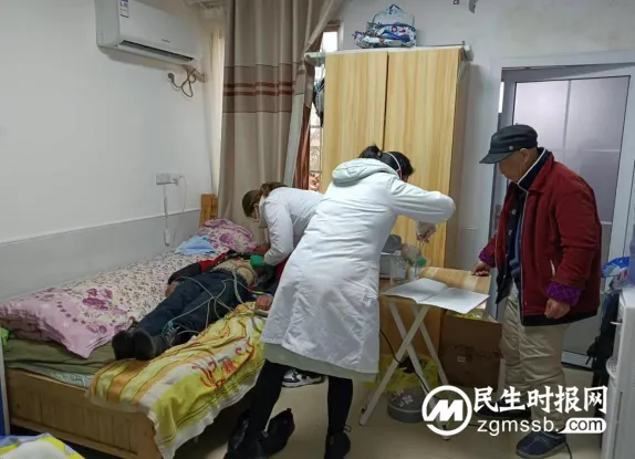 锦石乡卫生院开展关爱老人健康义诊志愿服务活动