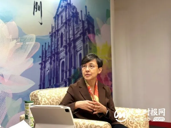 “艰难时刻”已过,澳门旅游业复苏不断“加油” “艰难时刻”已过,澳门旅游业复苏不断“加油”