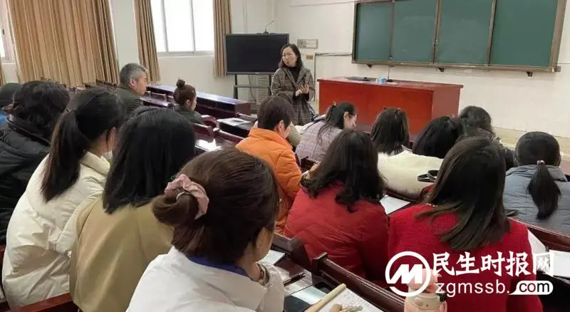 主题调研明方向，深入课堂促提升——湘潭市教科院专家来我校进行新高考主题调研