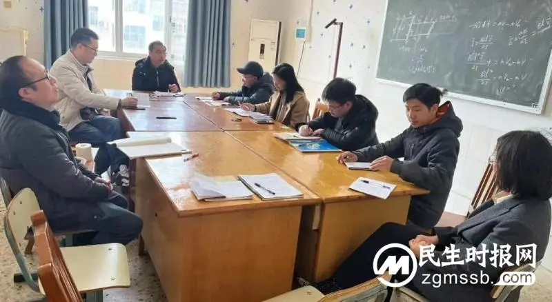 主题调研明方向，深入课堂促提升——湘潭市教科院专家来我校进行新高考主题调研