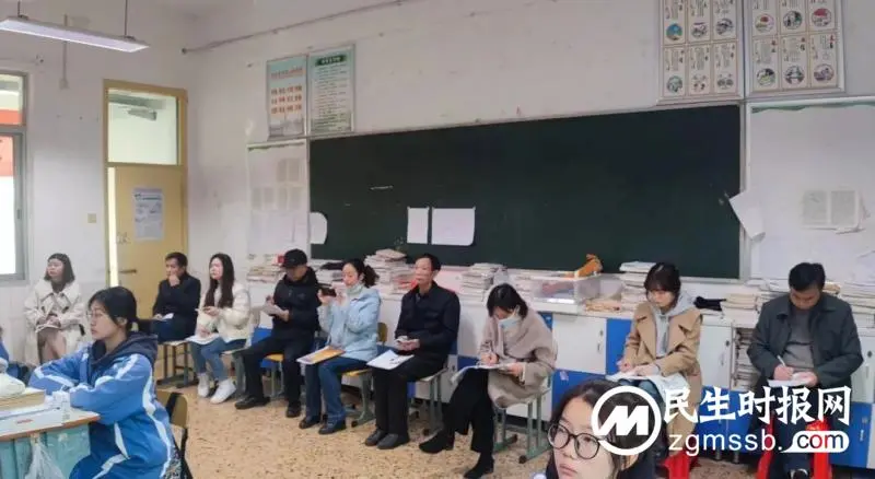主题调研明方向，深入课堂促提升——湘潭市教科院专家来我校进行新高考主题调研