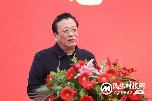 中建八局工会举办首场“党的二十大精神进工地”宣讲活动 中建八局工会举办首场“党的二十大精神进工地”宣讲活动