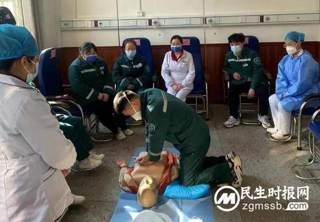【节前战备】急诊急救医学部组织急救培训