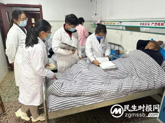 【医共体动态】夯实医共体培训，定期查房解疑难