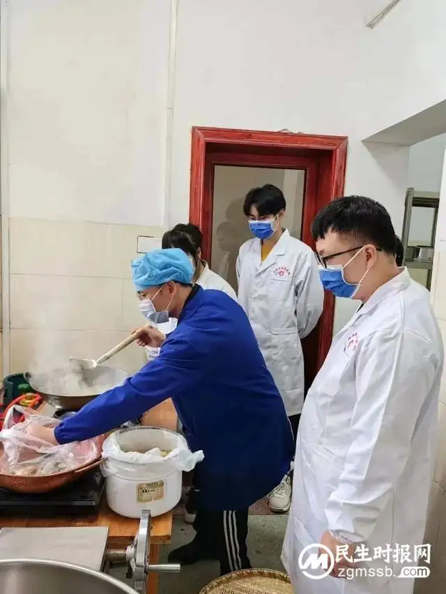 湘潭县传统技能型人才工作室（中药特色技术）落户我院