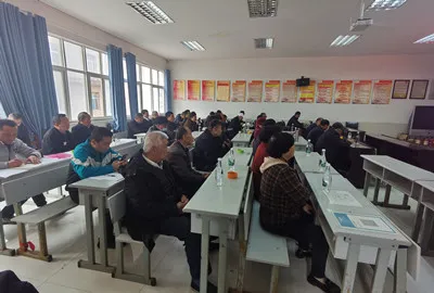 中营社区党委组织全体党员参加官渡区举办的2023年“万名党员进党校”示范培训班