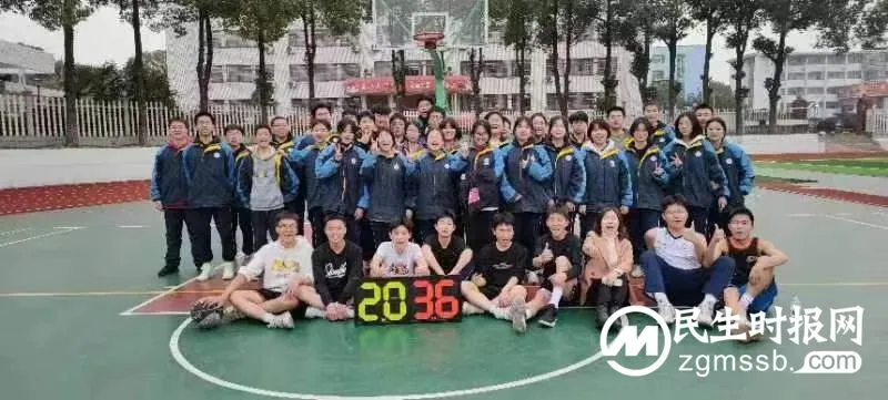 在“双减”中落实“双加”//湘潭市三中积极开展“一生一艺体”课后服务主题活动 在“双减”中落实“双加”//湘潭市三中积极开展“一生一艺体”课后服务主题活动