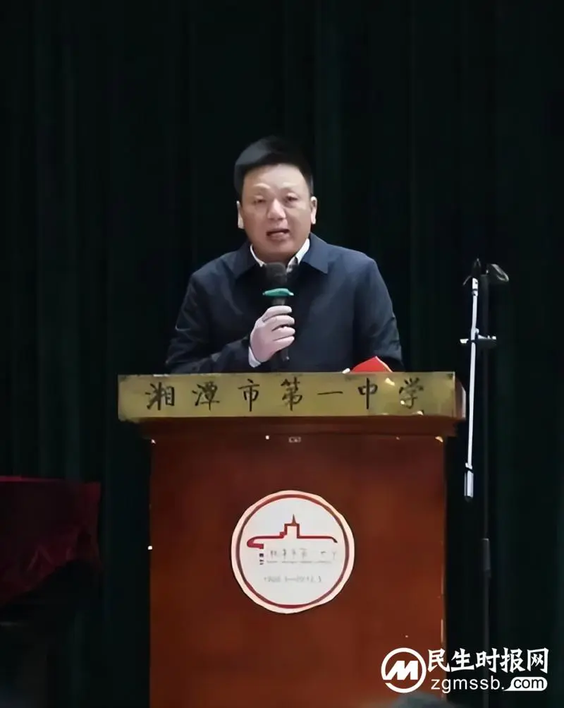 明天,我们是奋发的飞舟!——湘潭市一中2023届高三隆重举行“百日冲刺”誓师大会 明天,我们是奋发的飞舟!——湘潭市一中2023届高三隆重举行“百日冲刺”誓师大会
