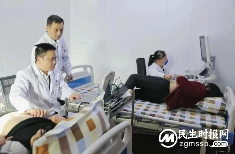 湘潭县人民医院开展“莲乡里手·四季同行”雷锋家乡学雷锋义诊活动
