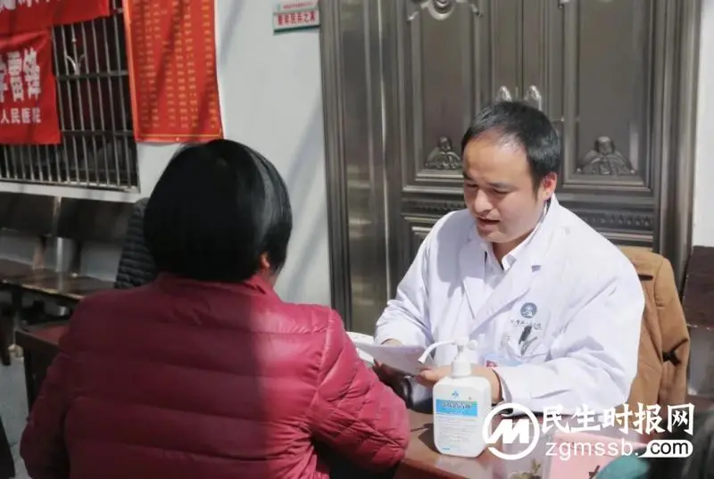 湘潭县人民医院开展“莲乡里手·四季同行”雷锋家乡学雷锋义诊活动