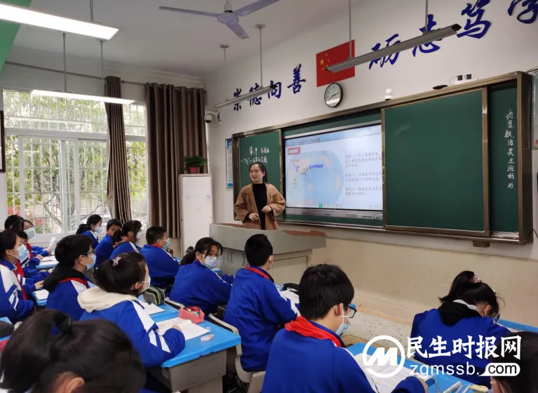 群英荟萃谋发展 联合调研促成长——记湘潭市市直片区初中联合调研专项活动之湘潭市四中篇 群英荟萃谋发展 联合调研促成长——记湘潭市市直片区初中联合调研专项活动之湘潭市四中篇