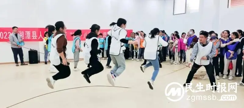 绳舞飞扬 展巾帼风采 绳舞飞扬 展巾帼风采